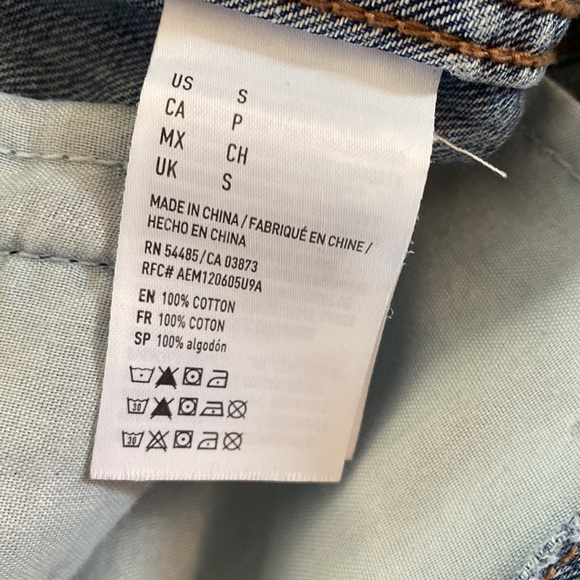 AMERICAN EAGLE DISTRESSED JEAN JACKET - Picture 9 of 13